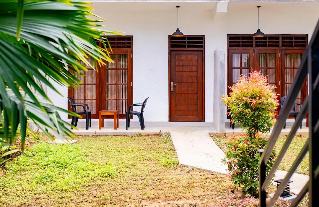 Traveller'S Villa-1