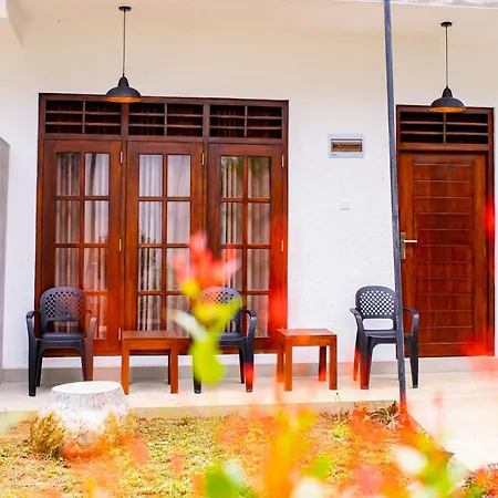 Traveller'S Villa-2